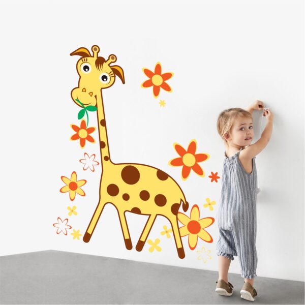 Cute Giraffe- Flowers - Decorative - Creative - Colorful - Wall Sticker